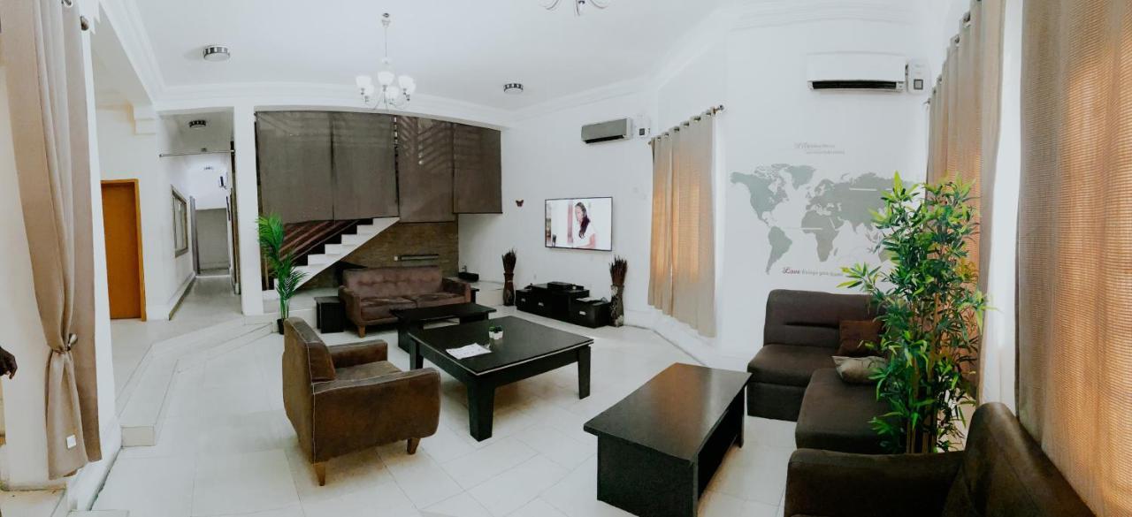 Taverna Lounge & Boutique Hotel Port Harcourt Exterior foto